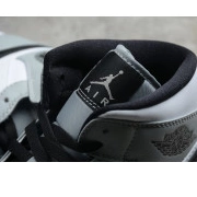 1 Smoke Mid Jordan Grey 554724-092 AIR Light 0715